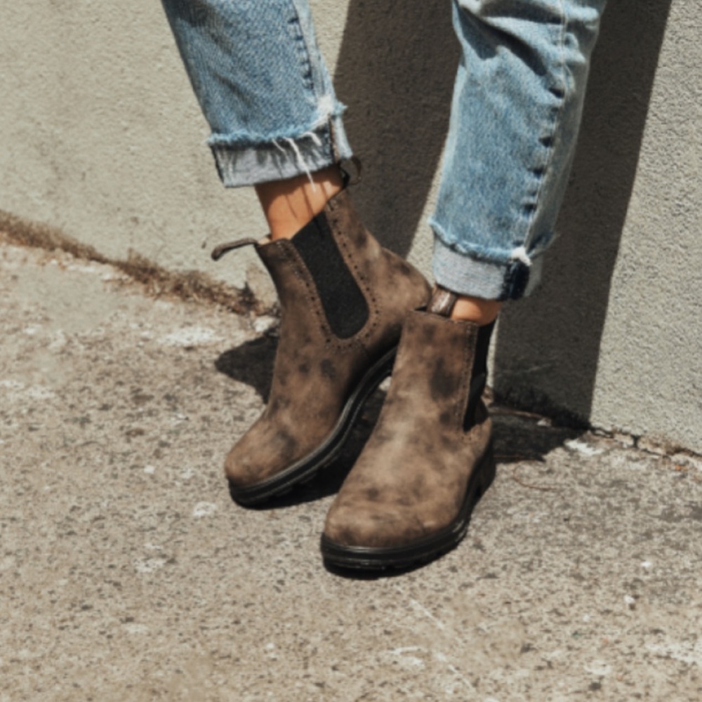 BLUNDSTONE rustic Womens UK 7 men size 8 women size 10 new/no box. Unisex